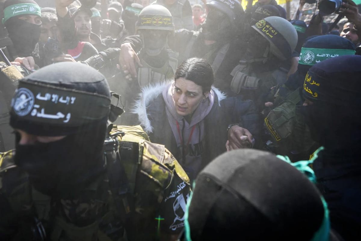 世界苦茶01月31日新闻 | 38条 | 特朗普将在关塔那摩扩建移民拘留所