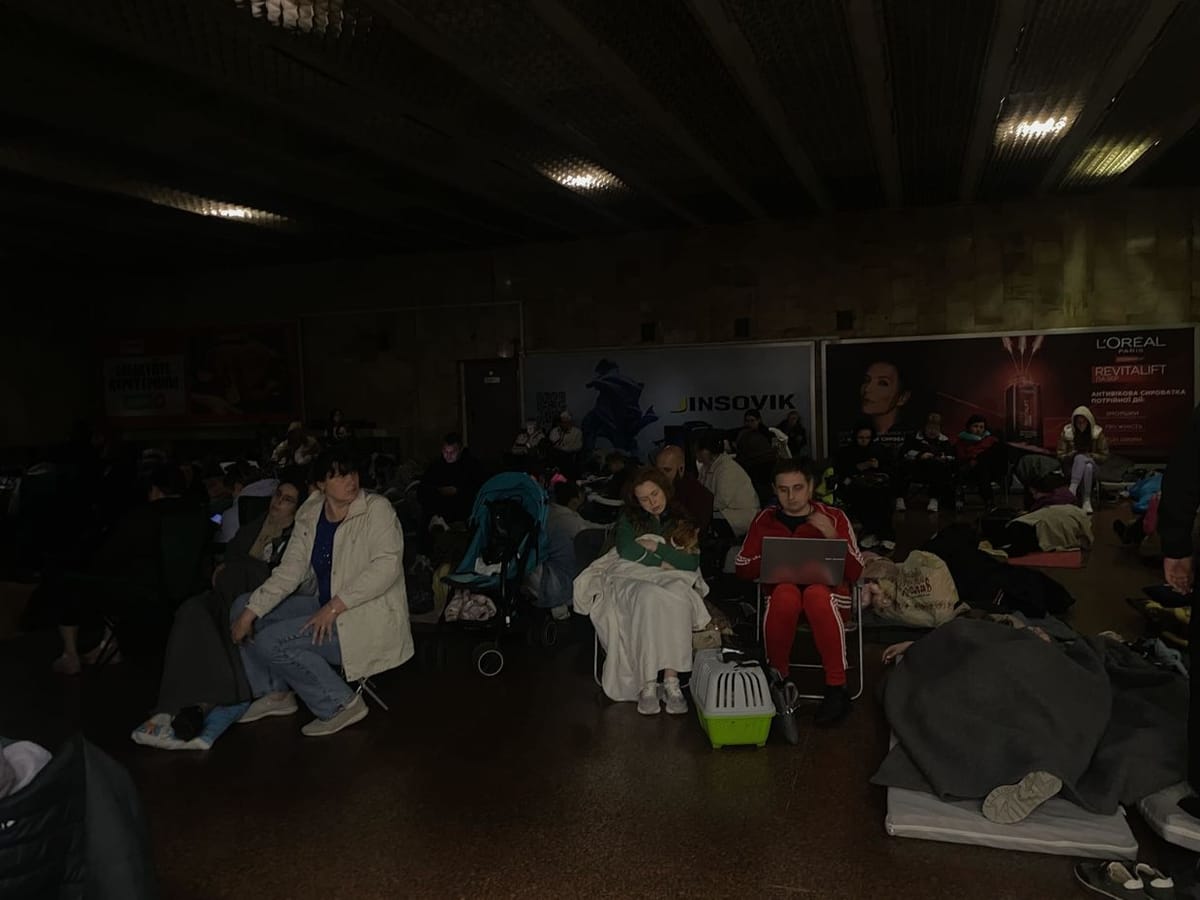 世界苦茶05月25日新闻 | 34条 | 李强开启印尼马来访问