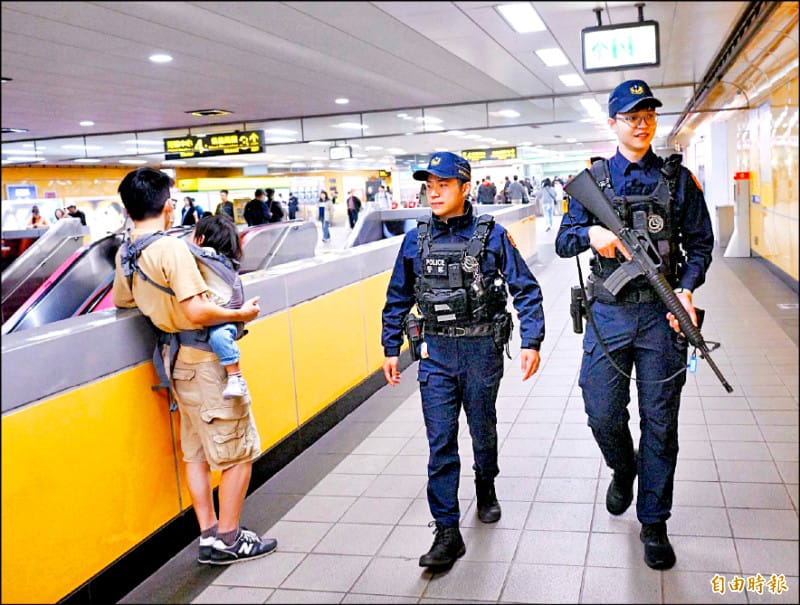 世界苦茶12月21日新闻 | 28条 | 福建舰辽宁舰同靠青岛