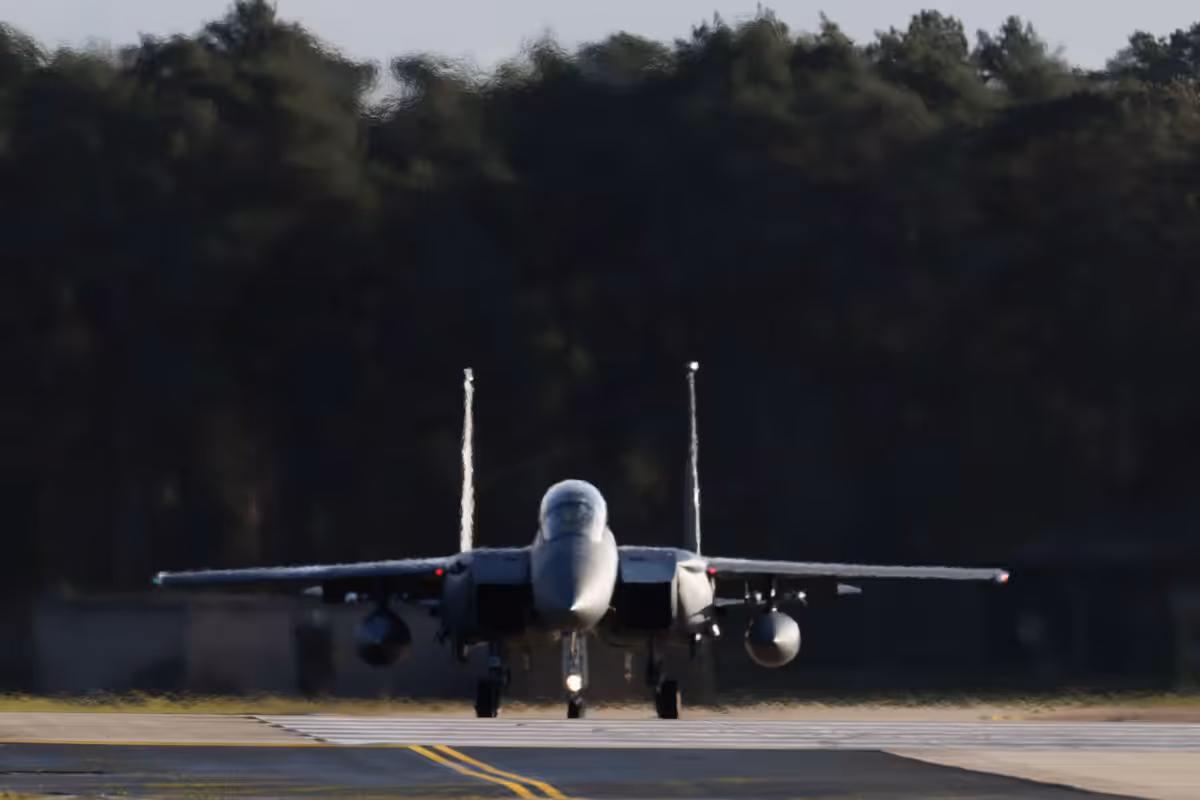 世界苦茶03月03日新闻 | 38条 | 卡塔尔关闭全球最大液化天然气厂