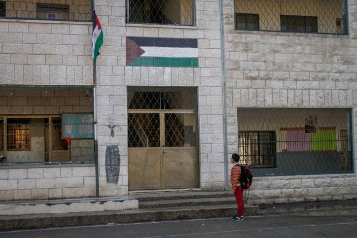 世界苦茶11月26日新闻 | 37条 | 人质释放延迟恐遭以色列恢复进攻
